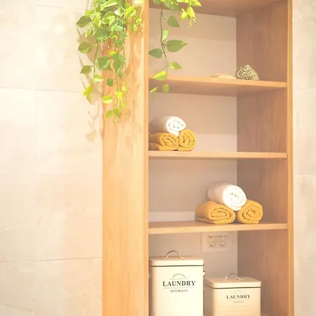 Zbondini Oasis - Hvar Apartmán