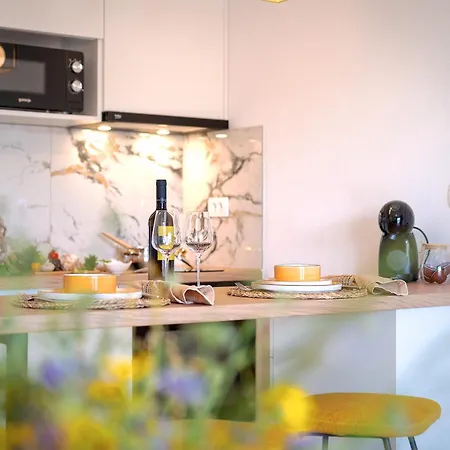 Zbondini Oasis - Hvar Apartmán